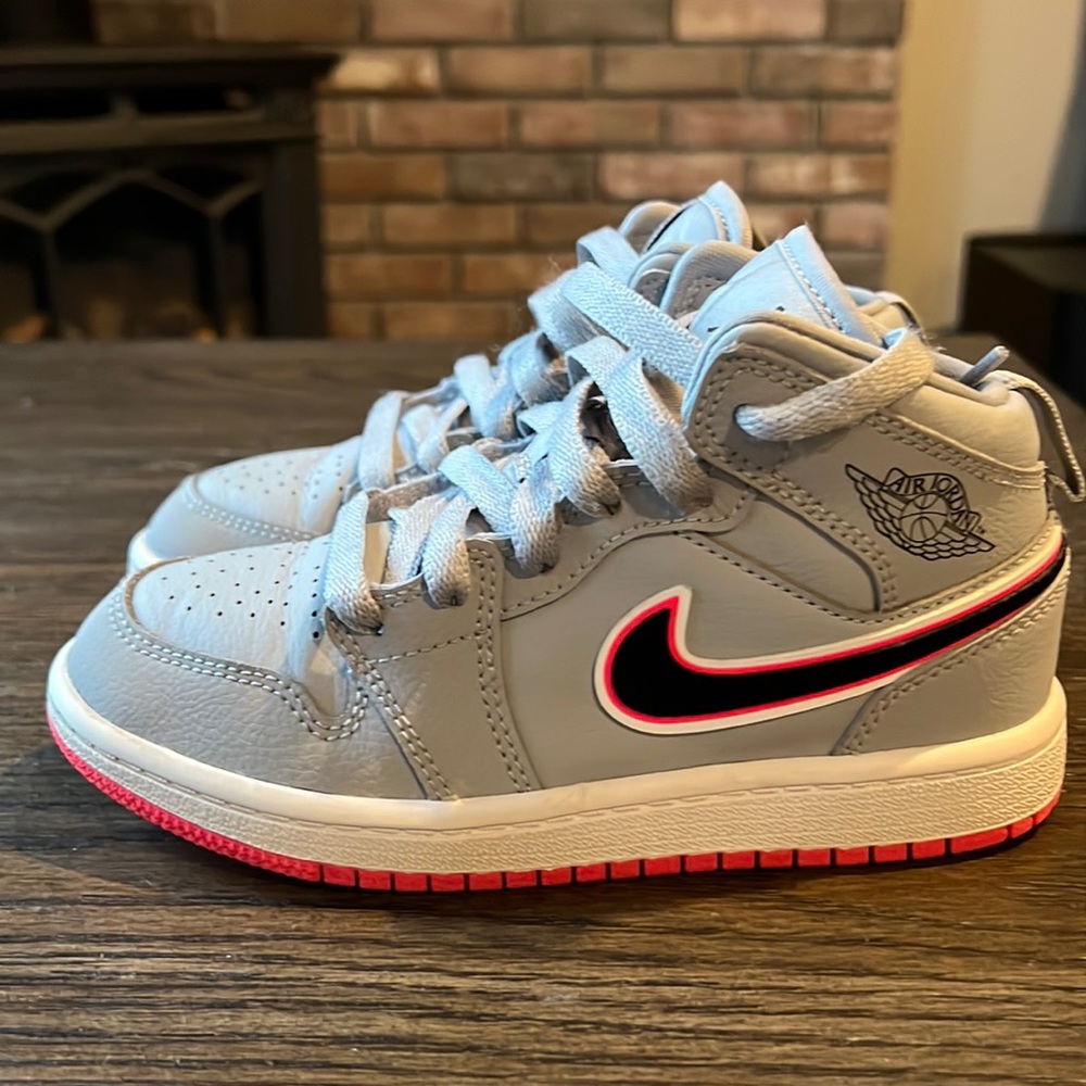 Gray/Pink Jordans